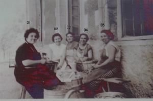 COLO LA PEYROUSE 195X 016 LES LINGERES